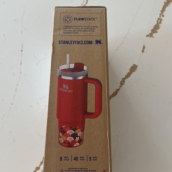 Stanley Red Dragon Lunar New Year Tumbler 30 oz Quencher H2.0 FlowState Cup - Picture 4 of 4